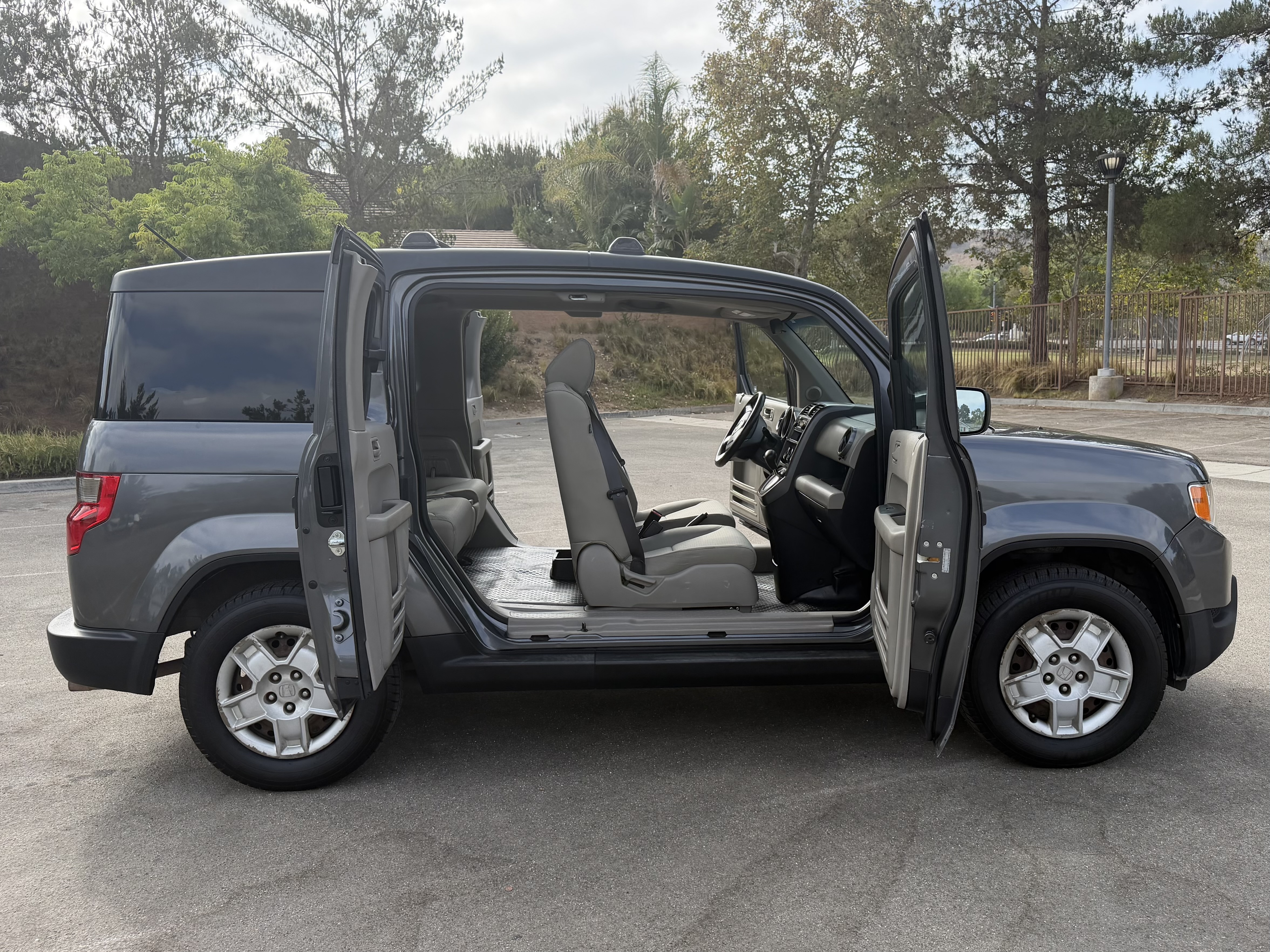 Used 2011 Honda Element LX image 21