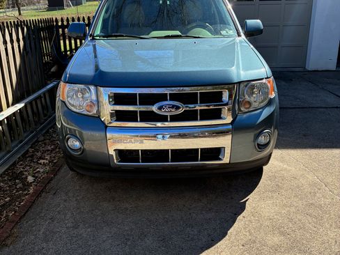 Used 2012 Ford Escape Limited image 3