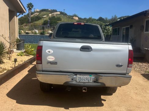 Used 2003 Ford F150 Lariat image 6