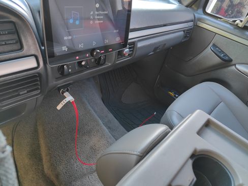 Used 1993 Ford Bronco image 6