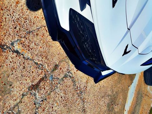 Used 2023 Chevrolet Corvette Stingray Convertible w/ 1LT image 18