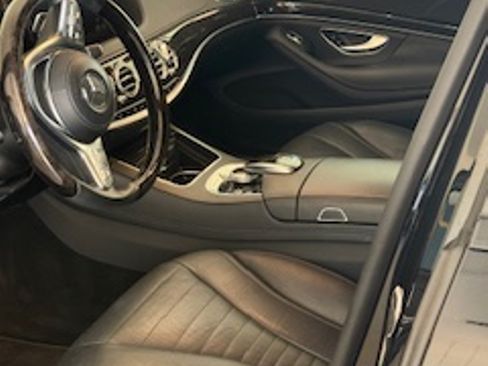 Used 2019 Mercedes-Benz S 560 Sedan image 16