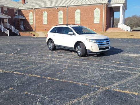 Used 2013 Ford Edge SEL image 2