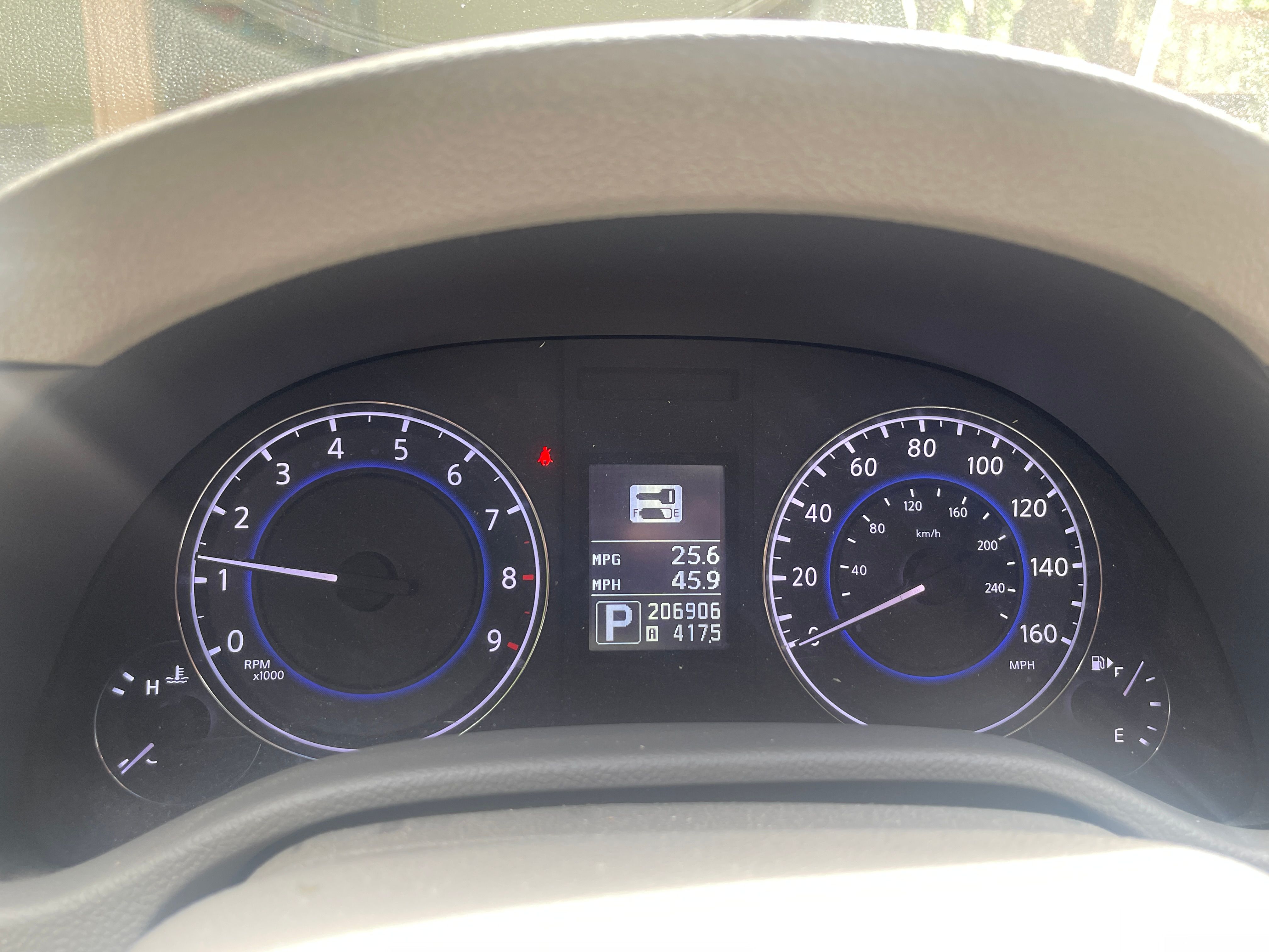 Used 2012 INFINITI G37 x Sedan w/ Premium Pkg AWD/4WD image 4