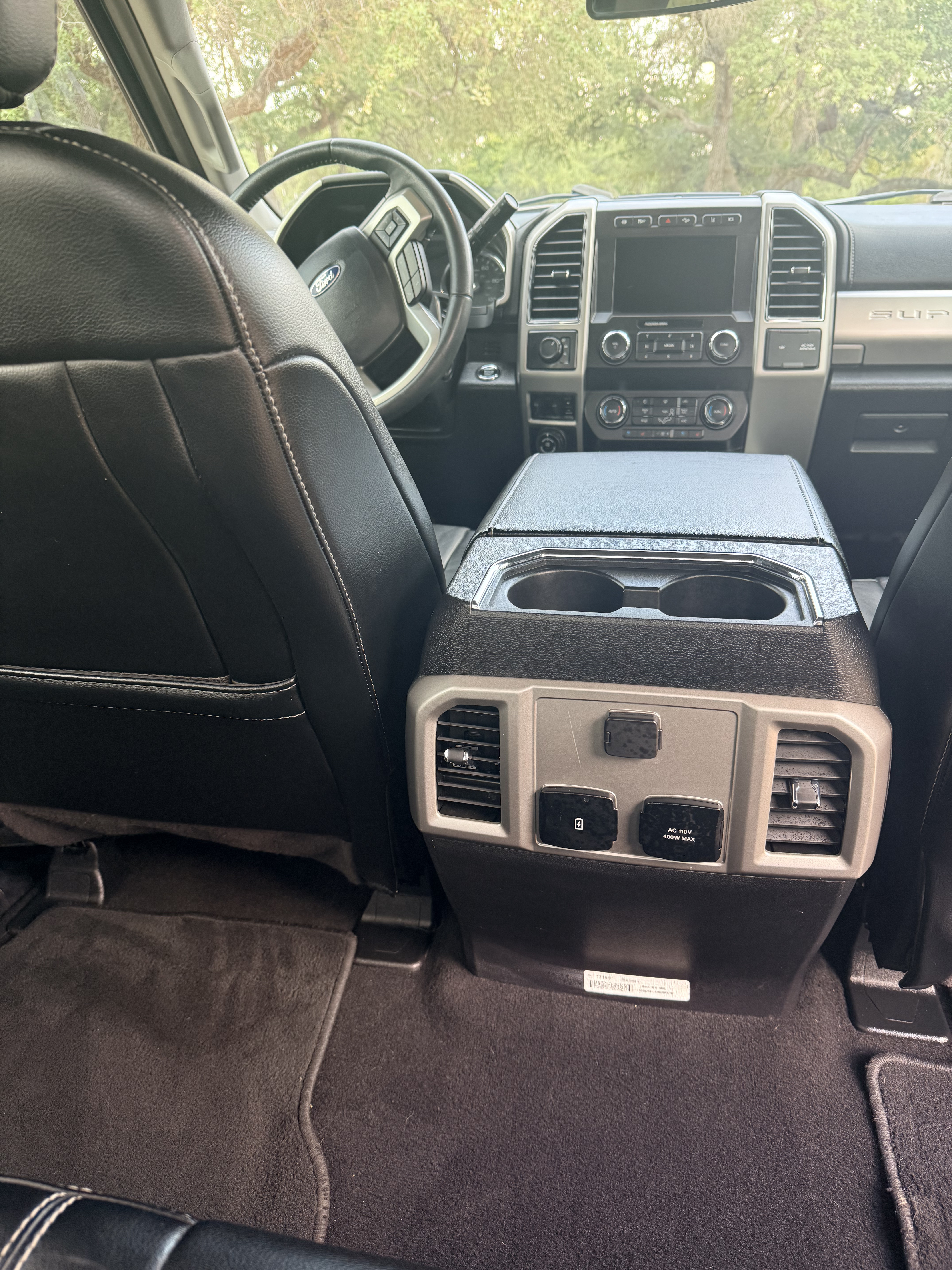 Used 2020 Ford F350 Lariat w/ Lariat Ultimate Package AWD/4WD image 4