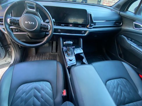 Used 2024 Kia Sportage X-Line w/ X-Line Premium Package image 8