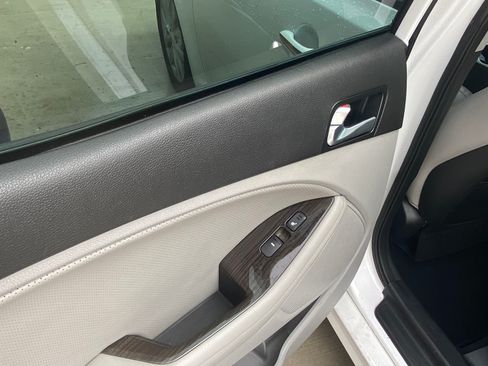 Used 2015 Kia Optima EX w/ EX Premium Package image 15