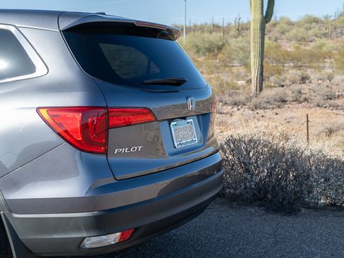 Used 2016 Honda Pilot EX-L image 12
