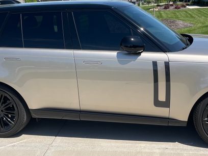 Used 2024 Land Rover Range Rover SE