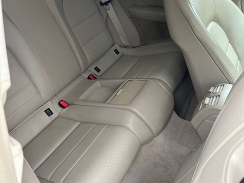 Used 2012 Mercedes-Benz C 250 Coupe image 8