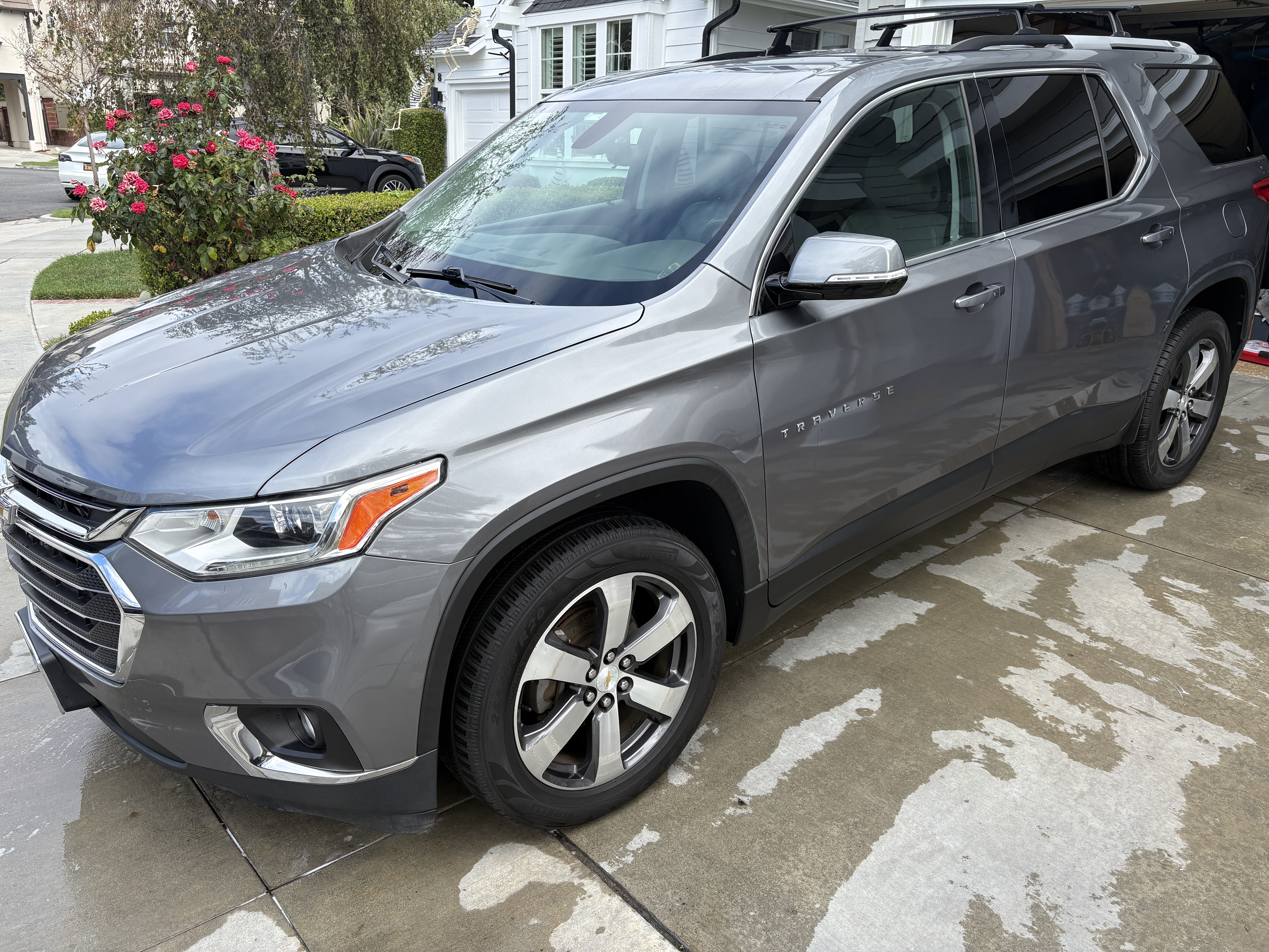 Used 2018 Chevrolet Traverse LT FWD image 4