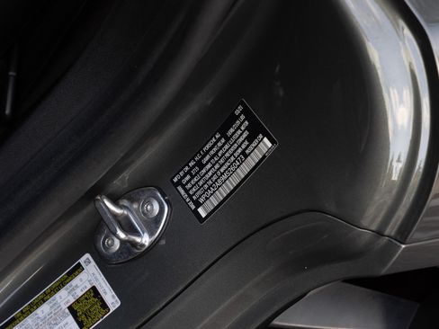 Used 2021 Porsche 718 Cayman image 31