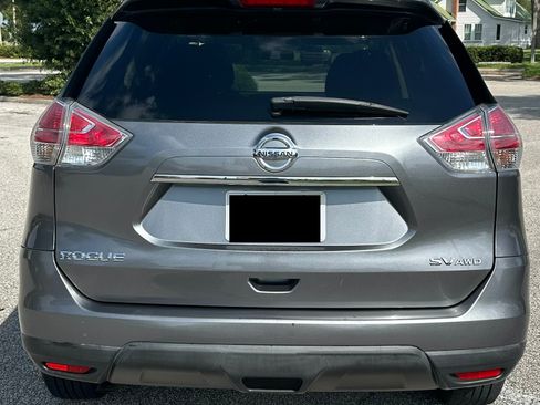 Used 2015 Nissan Rogue SV AWD/4WD image 8