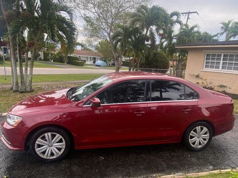 Used 2017 Volkswagen Jetta S image 12