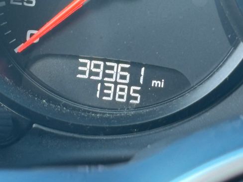 Used 2018 Porsche 718 Cayman S image 6