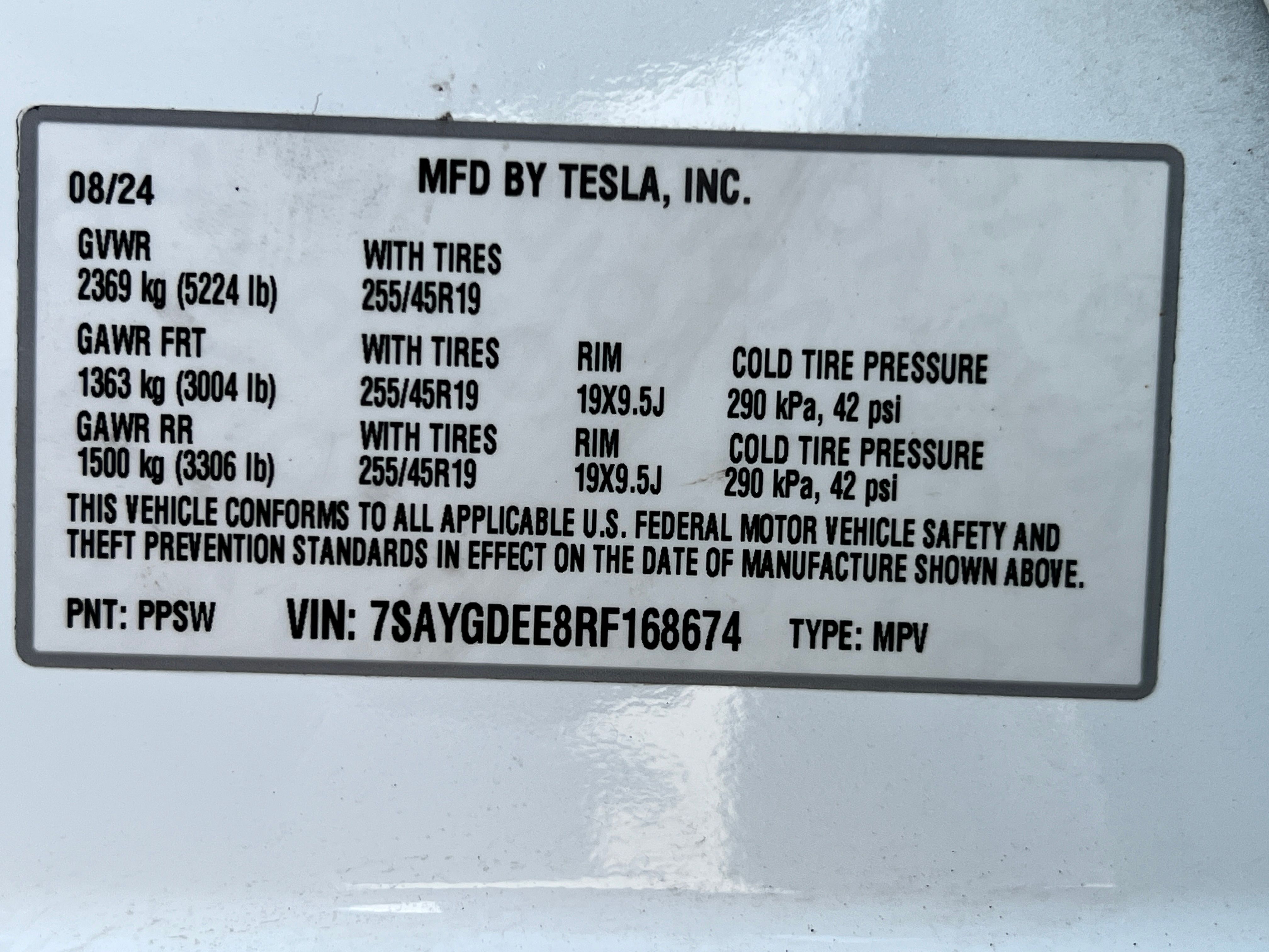 Used 2024 Tesla Model Y Long Range AWD/4WD image 27