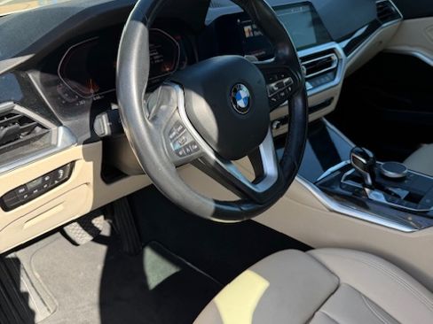 Used 2020 BMW 330i xDrive Sedan w/ Convenience Package image 8