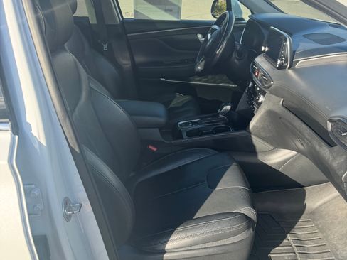 Used 2020 Hyundai Santa Fe Limited image 4