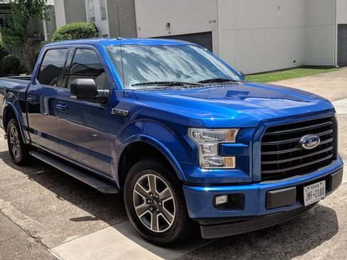 Used 2017 Ford F150 XLT w/ Equipment Group 301A Mid image 5