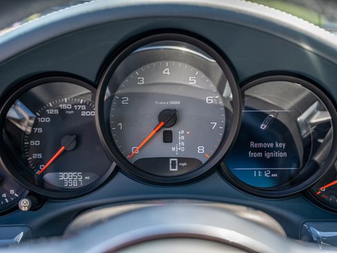 Used 2018 Porsche 911 Carrera S RWD image 6