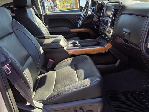 Used 2019 Chevrolet Silverado 2500 LTZ w/ Duramax Plus Package image 8