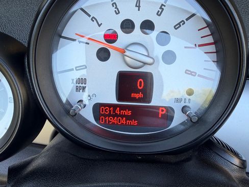 Used 2013 MINI Cooper Convertible FWD image 20