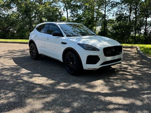 Used 2024 Jaguar E-PACE R-Dynamic SE AWD/4WD image 2