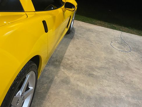 Used 2006 Chevrolet Corvette Coupe 2D image 6