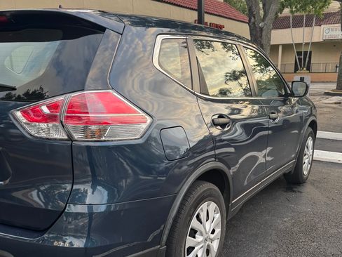 Used 2016 Nissan Rogue S image 4