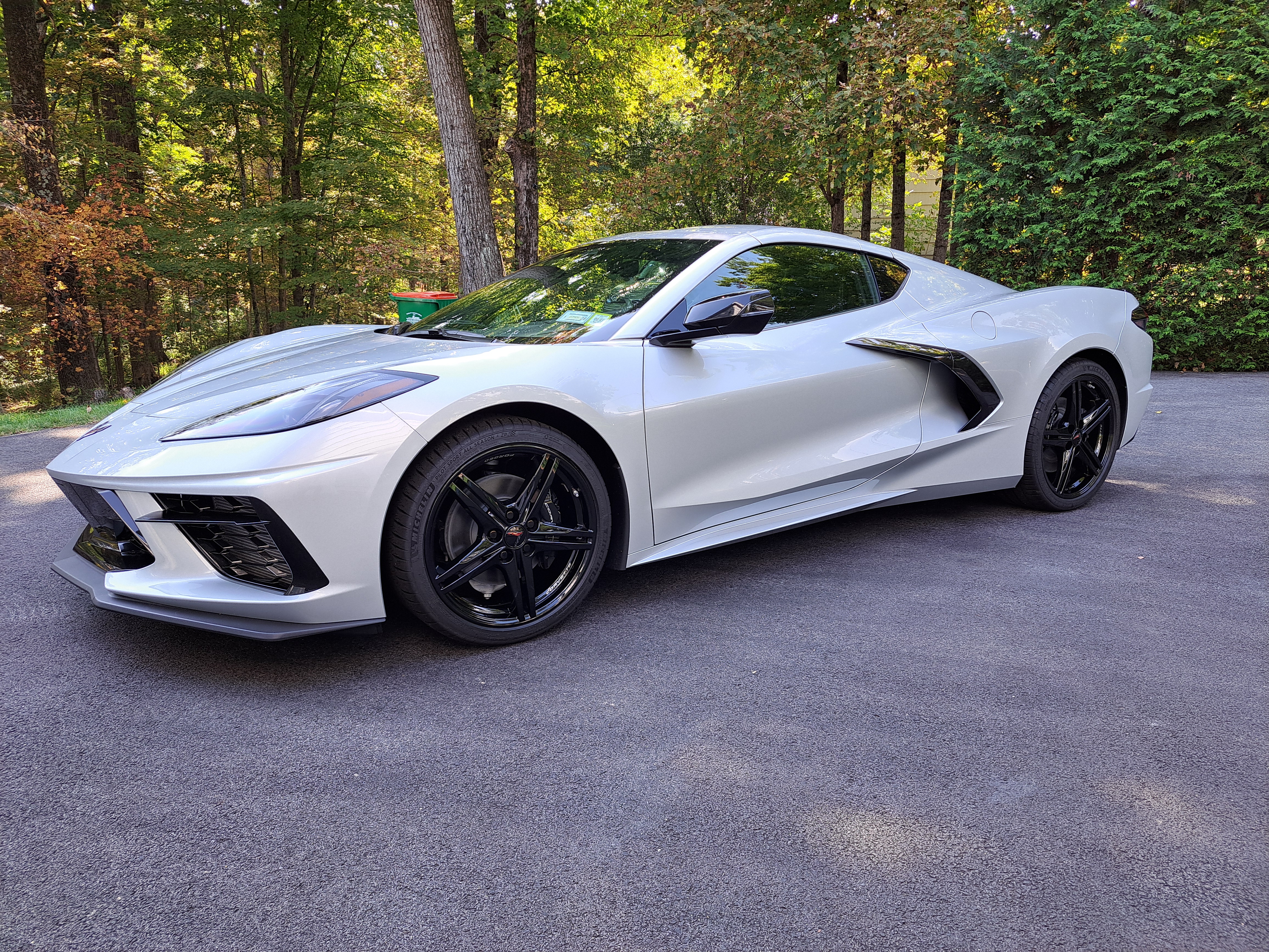 Used 2026 Chevrolet Corvette Stingray Coupe w/ Battery Protection Package RWD image 2