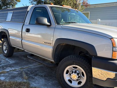Used 2005 Chevrolet Silverado 2500 W/T w/ Snow Plow Prep Package