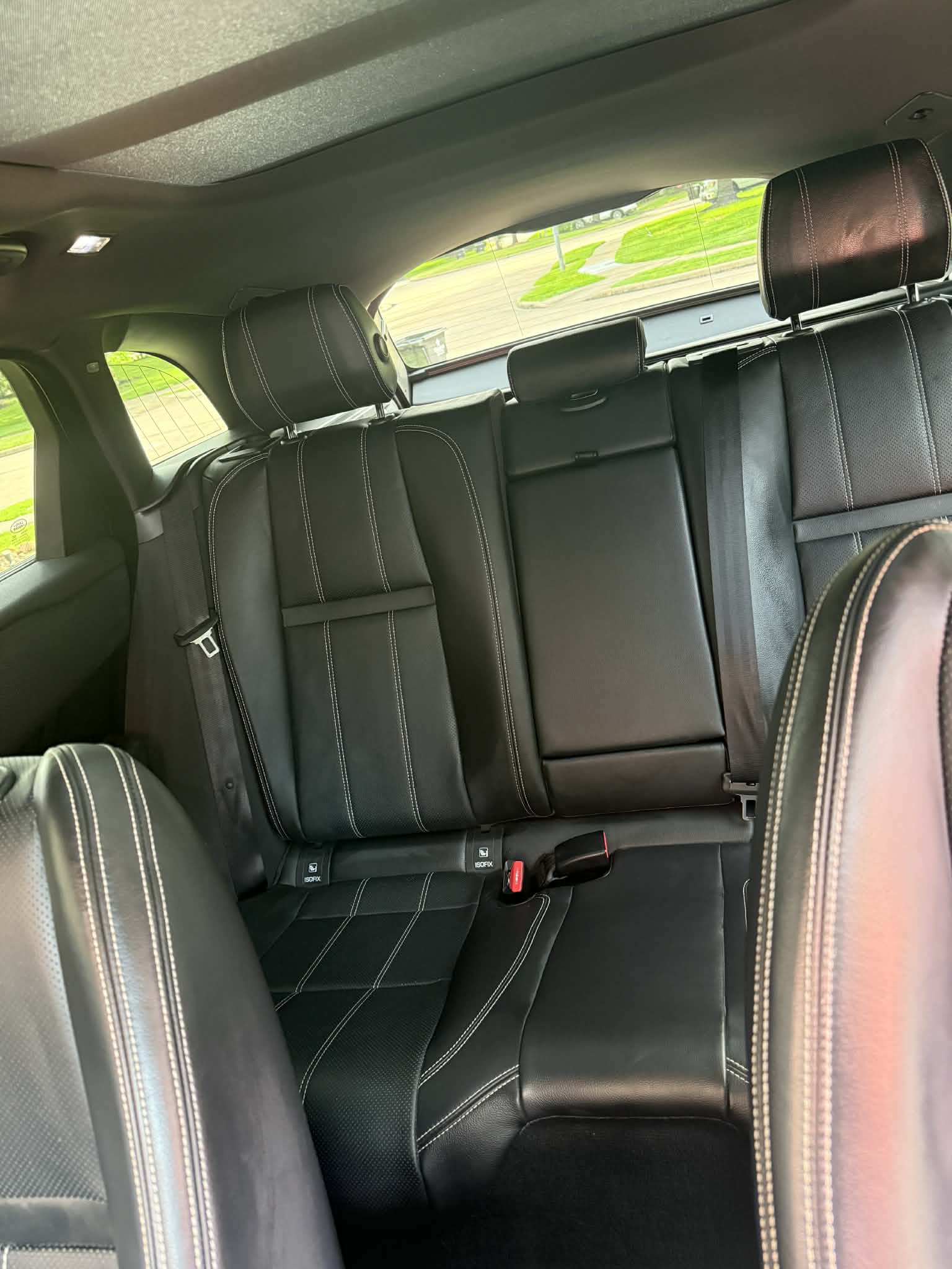 Used 2019 Land Rover Range Rover Velar S AWD/4WD image 11