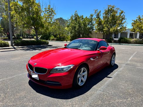 Used 2015 BMW Z4 sDrive28i image 6
