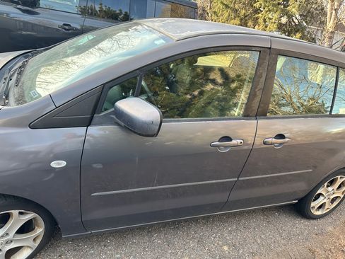 Used 2008 MAZDA MAZDA5 Sport image 15