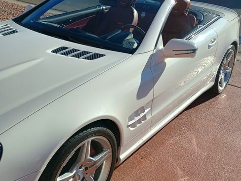 Used 2009 Mercedes-Benz SL 550 image 6