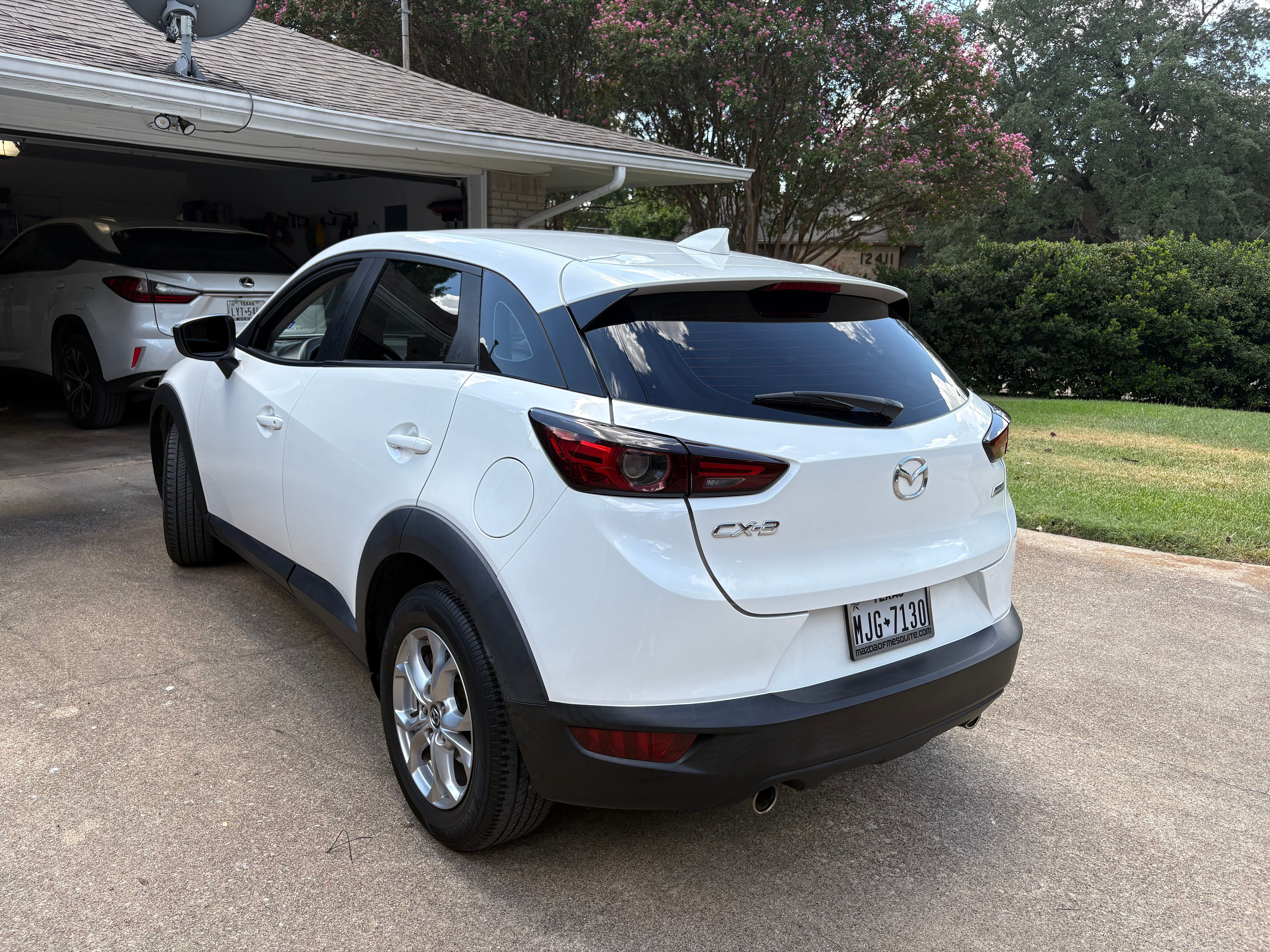 Used 2019 MAZDA CX-3 Sport w/ Sport I-ACTIVSENSE Package FWD image 2