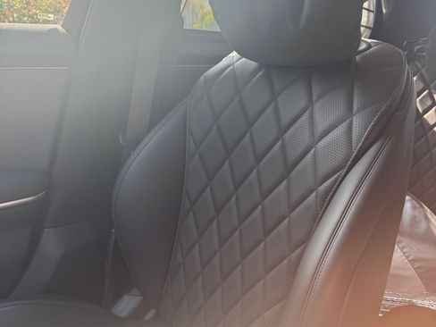 Used 2024 Mercedes-Benz S 580 4MATIC Sedan image 8