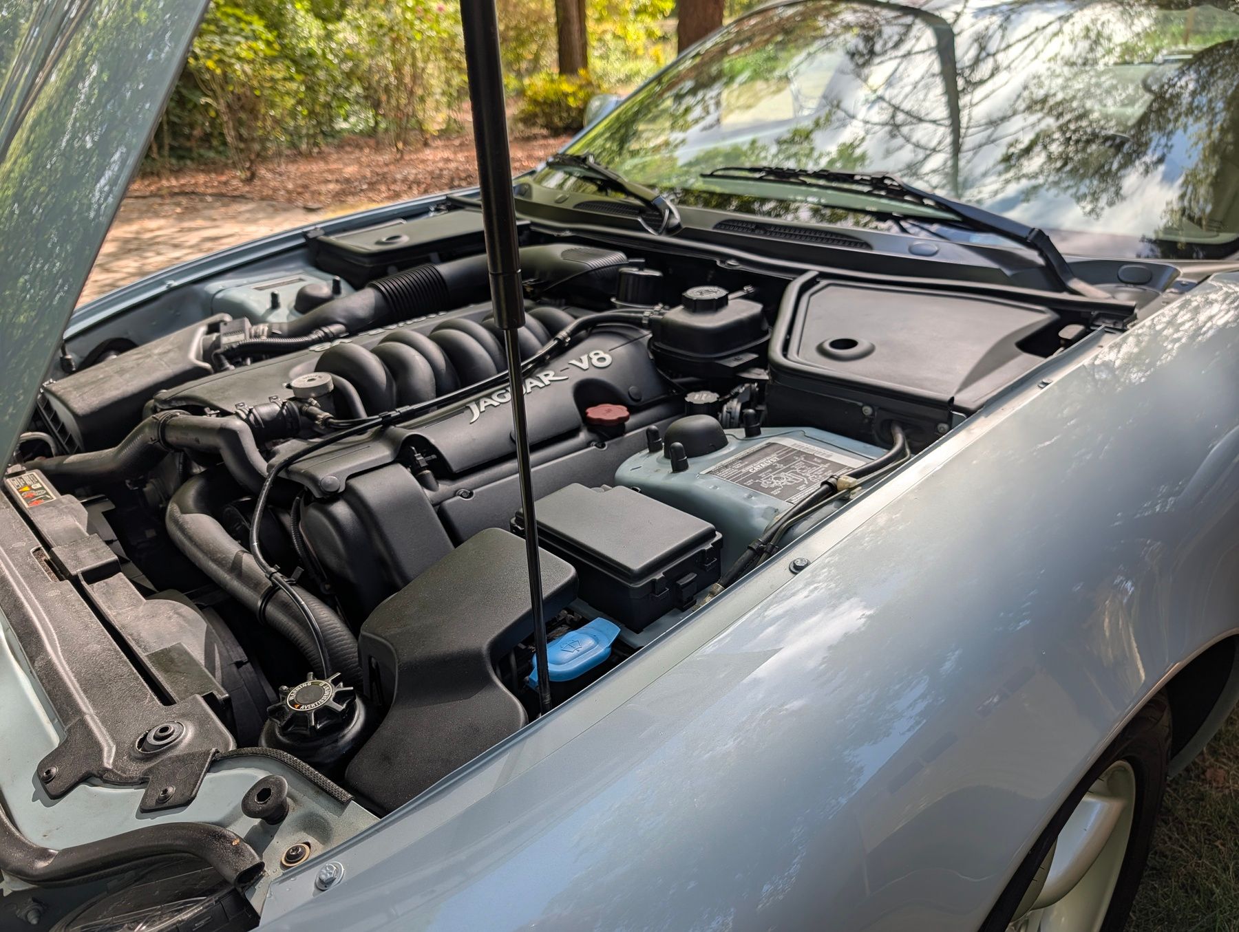 Used 1997 Jaguar XK8 Coupe RWD image 10