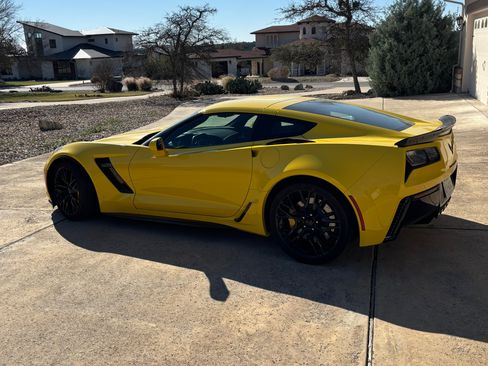 Used 2019 Chevrolet Corvette Z06 image 6
