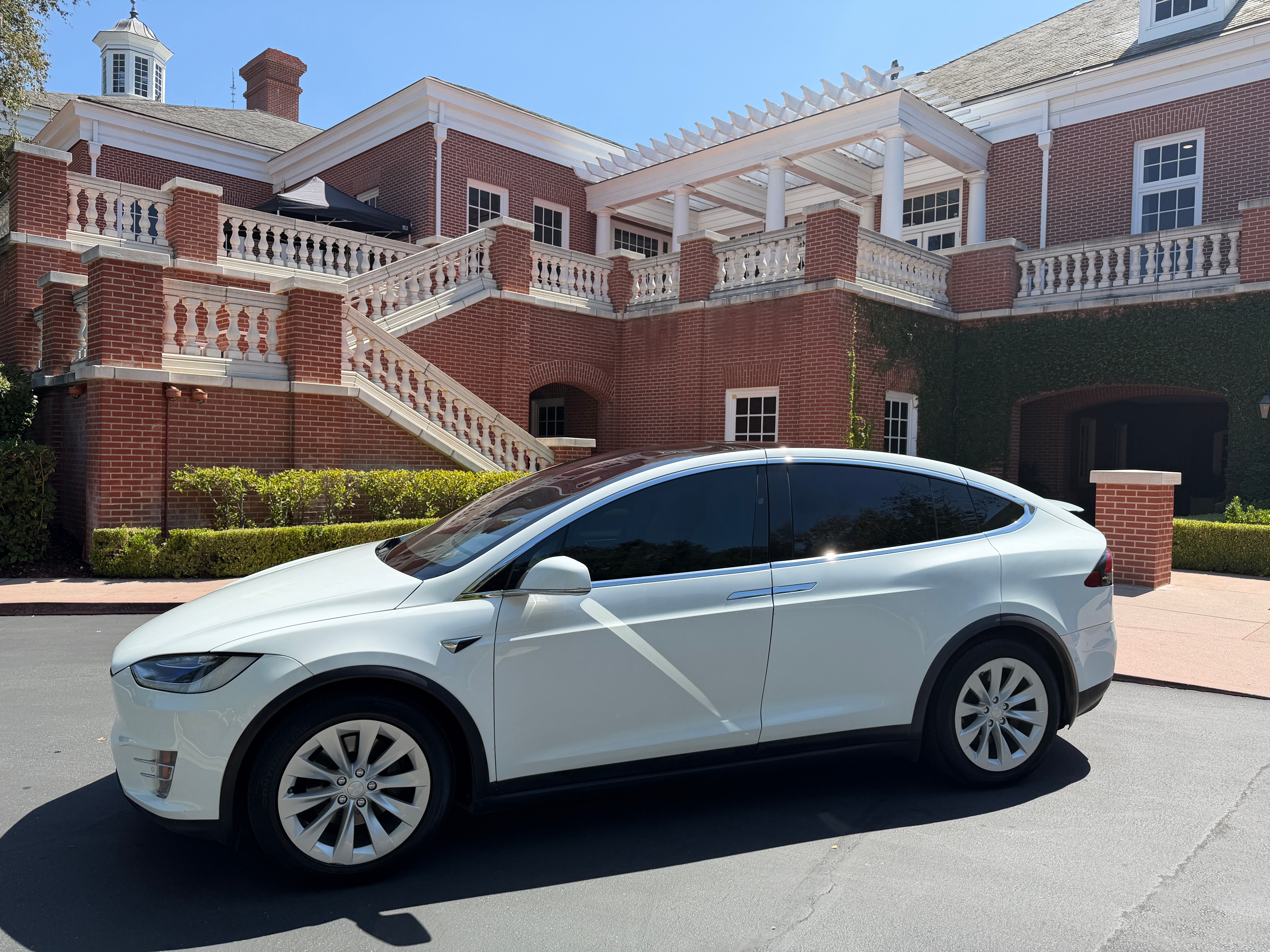 Used 2018 Tesla Model X 75D AWD/4WD image 14