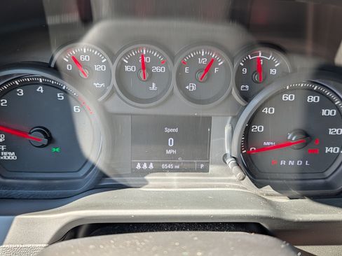 Used 2024 Chevrolet Silverado 1500 Custom image 17