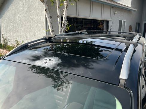 Used 2017 Ford Escape Titanium image 10