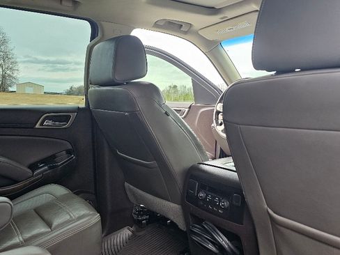 Used 2018 GMC Yukon XL Denali w/ Denali Ultimate Package image 11