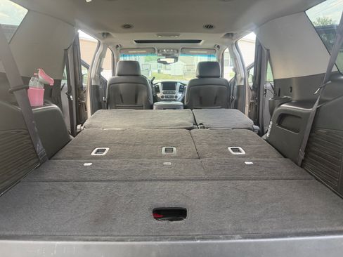 Used 2016 GMC Yukon SLT AWD/4WD image 14