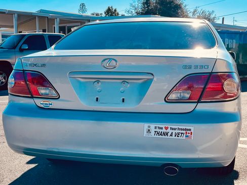 Used 2004 Lexus ES 330 330 Sedan 4D image 5