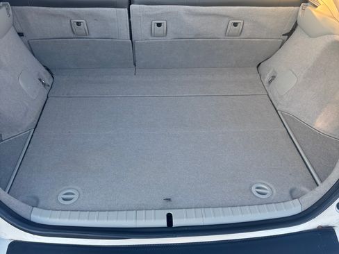 Used 2014 Toyota Prius Two image 14