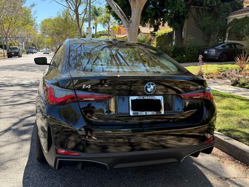 Used 2023 BMW i4 eDrive35 w/ Premium Package RWD image 8