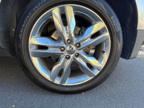 Used 2013 Ford Edge Limited image 11