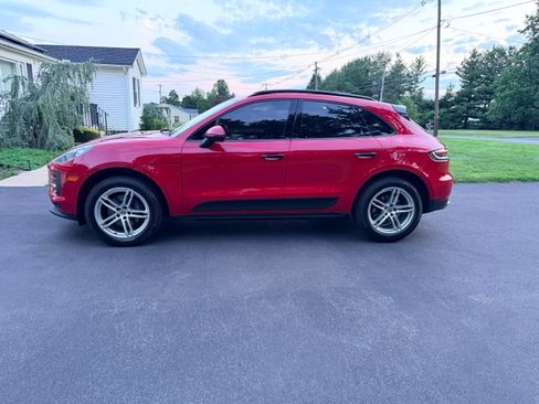 Used 2020 Porsche Macan AWD/4WD image 6