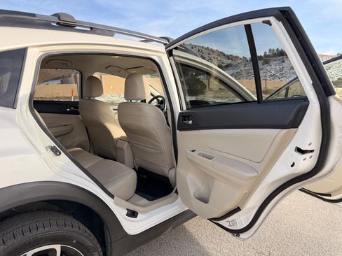 Used 2013 Subaru Crosstrek 2.0i Limited w/ Popular Pkg 1 image 10